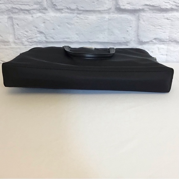 Kate Spade Dawn Laptop Bag Zipper Closure Crossbody Strap Black Logo Retail $319 - Picture 4 of 11